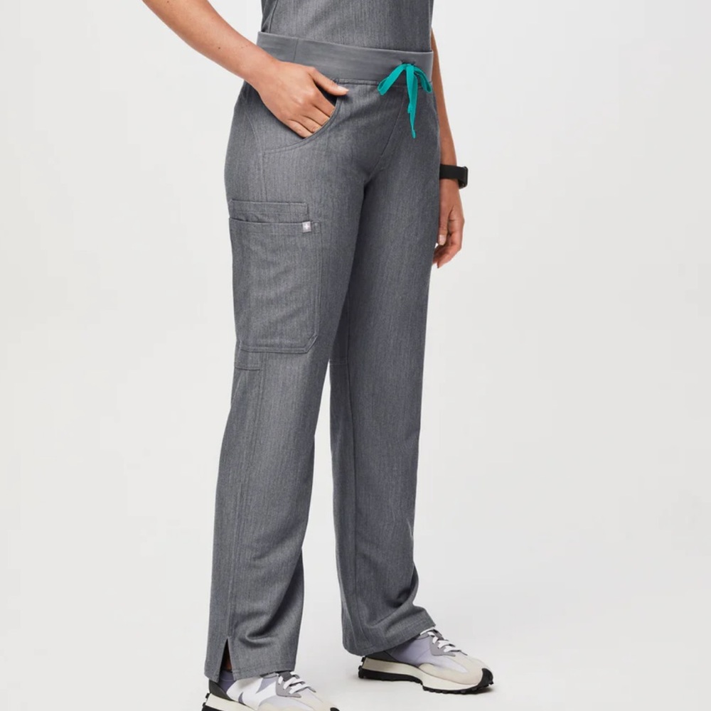 Figs Kade graphite grey scrub pants XS great condition